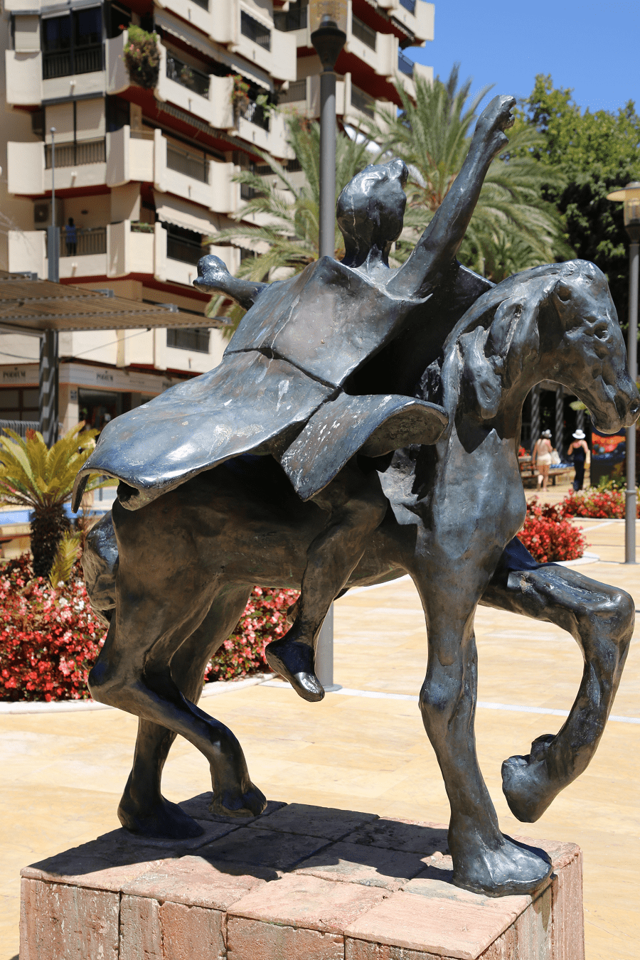 Dalí sculptures on Avenida del Mar, Marbella