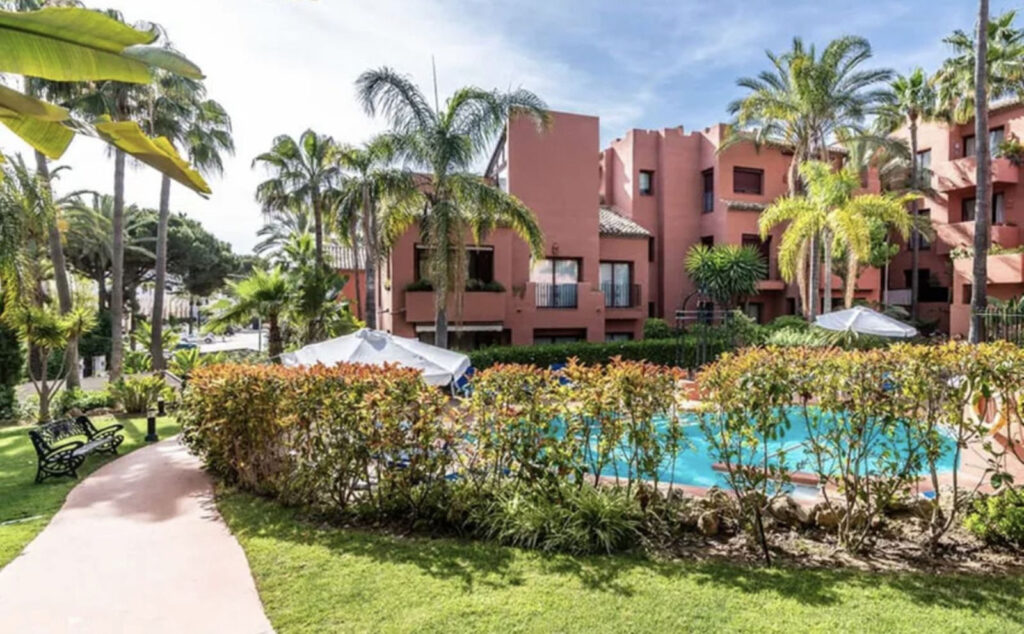 jardines del don carlos 5