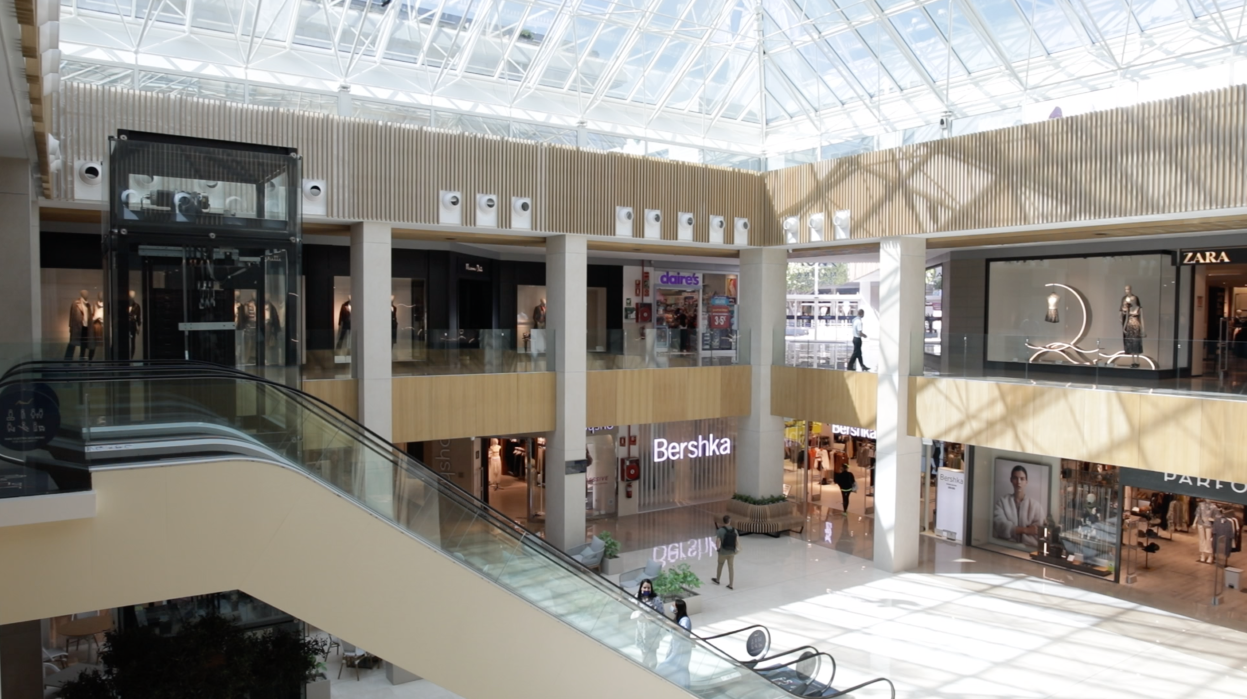 Marina Banús shops