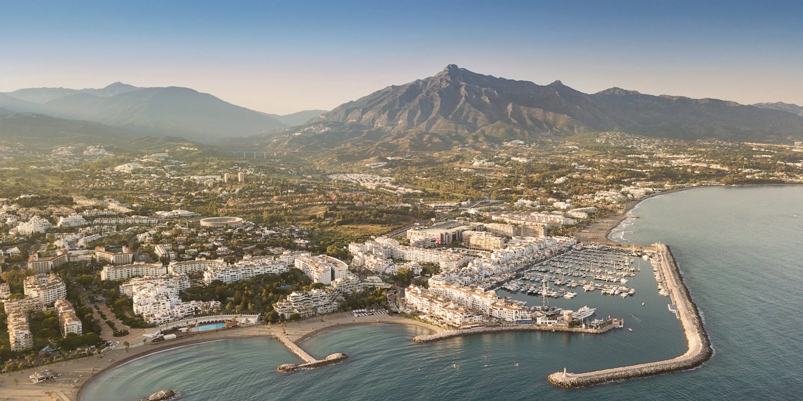 Puerto Banús marina