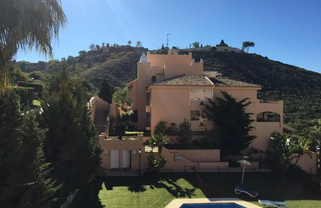 santa maria village2